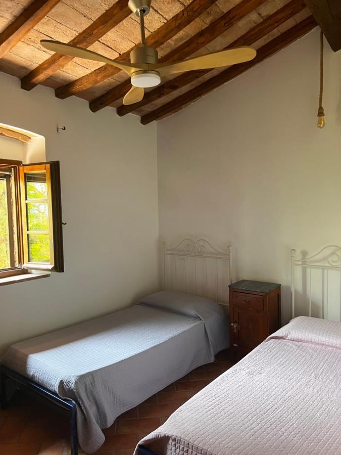 Antica Colombaia Apartment Volterra Bagian luar foto