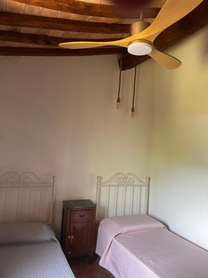 Antica Colombaia Apartment Volterra Bagian luar foto