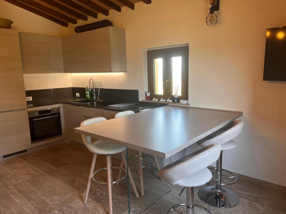 Antica Colombaia Apartment Volterra Bagian luar foto
