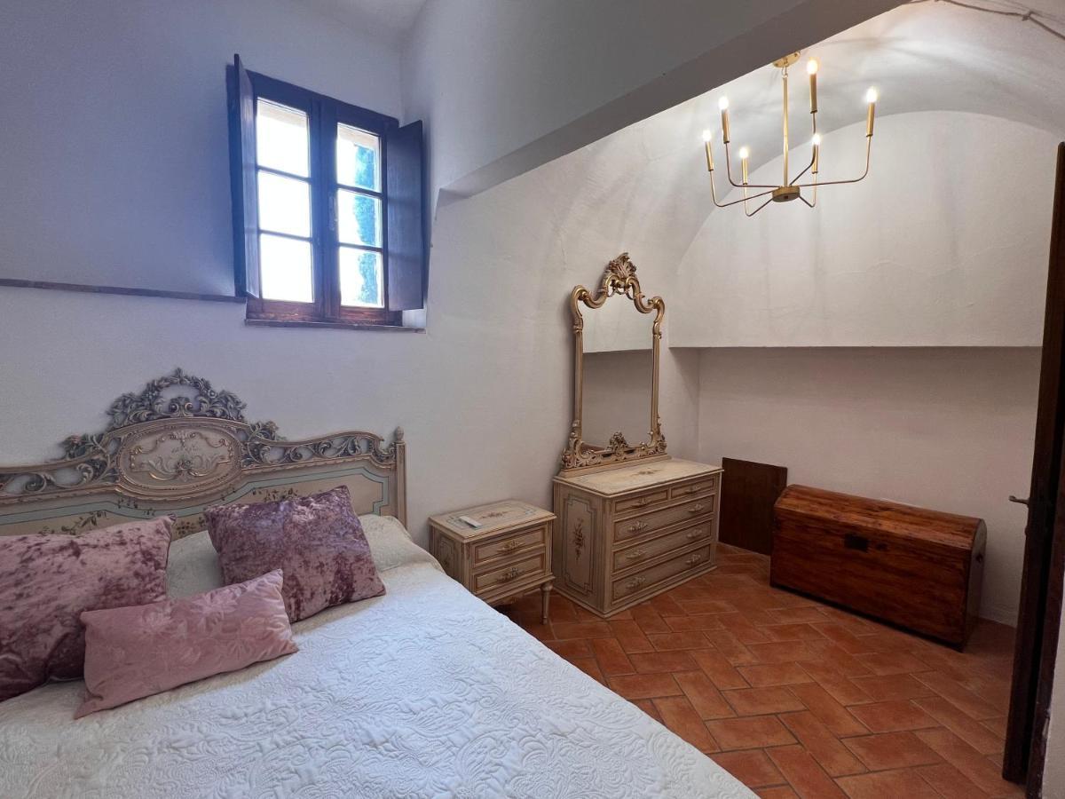 Antica Colombaia Apartment Volterra Bagian luar foto